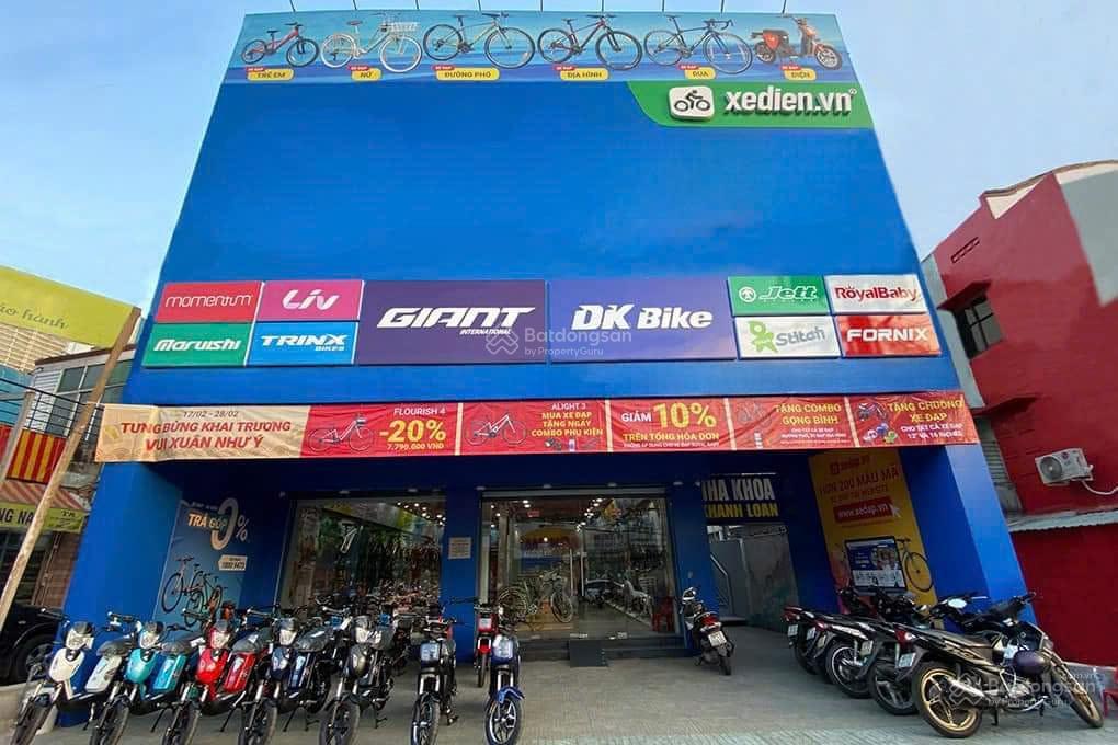 Siêu phẩm góc 2 mặt tiền nguyễn văn trỗi  dt 7.2 x 20m  4 tầng  hđt 150 triệu/tháng  giá 49 tỷ