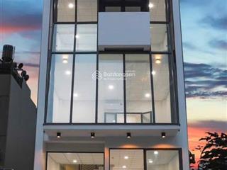 Bán nhà đi định cư mt huỳnh văn bánh, pn  dt 5.3 x 17m  5 tầng  hđt 80 triệu/tháng  giá 23 tỷ