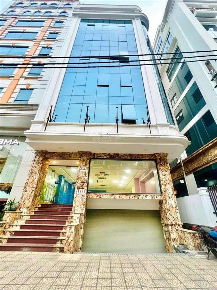 Đi định cư bán gấp mt trần quang khải, q.1  4.5 x 15m, 66m2  5 tầng  hđt 75 tr/tháng  giá 25 tỷ