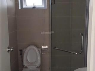 Bán chung cư có không gian nội khu tốt bể bơi và tiện ích đầy đủ