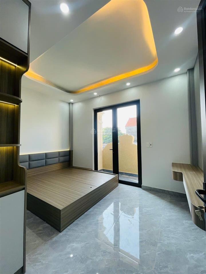 Ngay tuyến 2 quốc lộ 10 nhà 3 tầng full nội thất nguy cơ ra gần mặt đường giá siêu rẻ 1,99tỷ