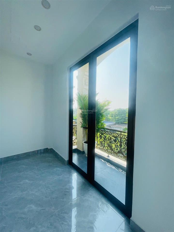 Ngay tuyến 2 quốc lộ 10 nhà 3 tầng full nội thất nguy cơ ra gần mặt đường giá siêu rẻ 1,99tỷ