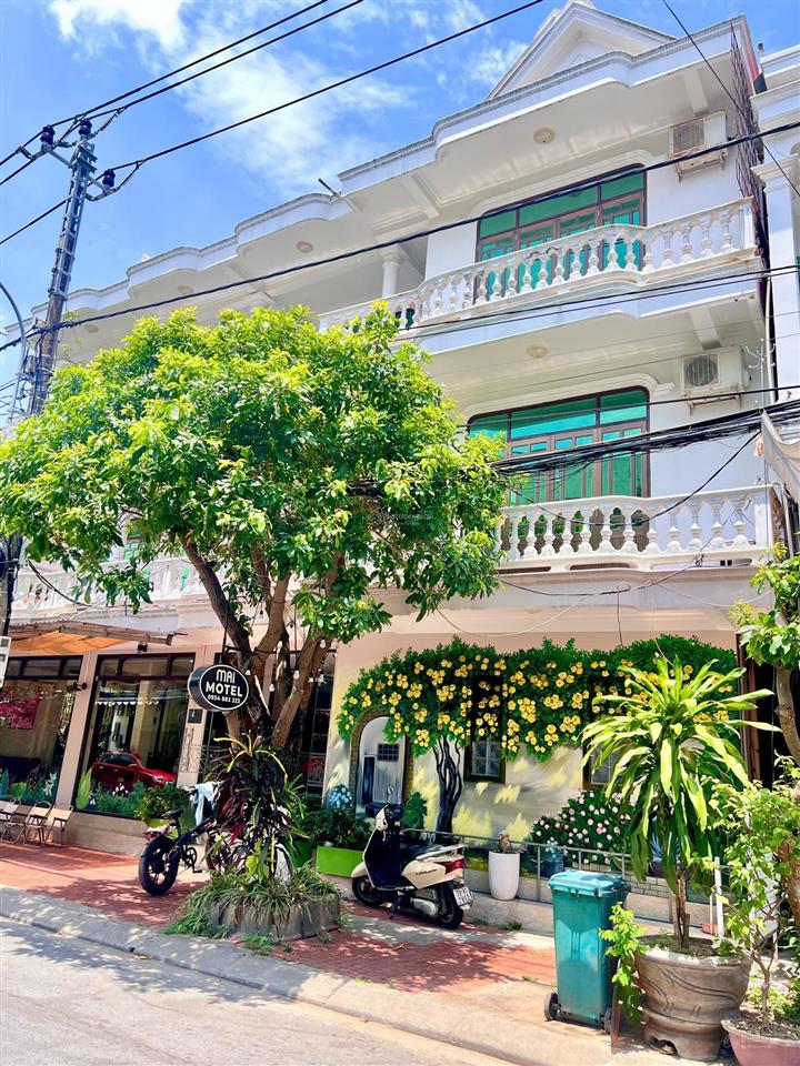 20m mặt tiền đường dương văn an  phố đi bộ, nhà nghỉ 10 phòng và cà phê vườn trung tâm đồng hới