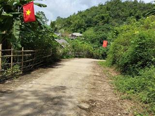 Giảm giá bán lô đất thổ cư view hồ tại hòa bình