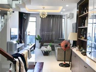 Cắt lỗ 500 triệu  nhà 4 tầng view trực diện biển nha trang  chỉ 7 tỷ