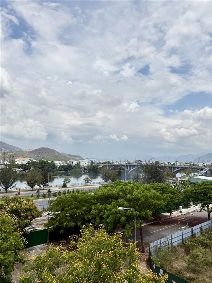 Bán nhà kđt hà quang 1, nha trang  vừa ở vừa cho thuê  thu nhập ngay