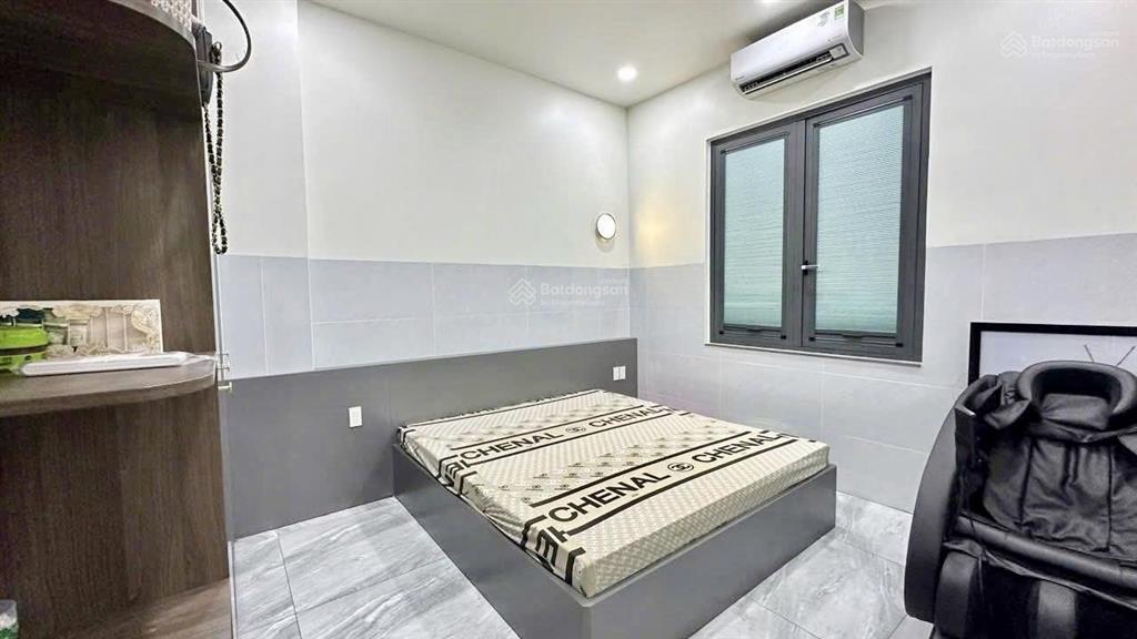 Bán nhà đẹp gần biển hòn chồng  ngang 7m cực hiếm  xách vali vào ở ngay