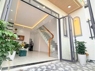 Nhà hóc môn 3 phòng ngủ cách ngã ba giồng 5 phút