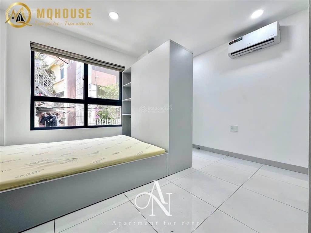 Cập bến studio ban công mới 100% ngay phan xích long