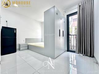 Cập bến studio ban công mới 100% ngay phan xích long