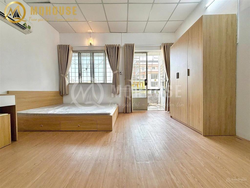 Cập bến phòng stu ban công siêu rộng rãi thoáng mát