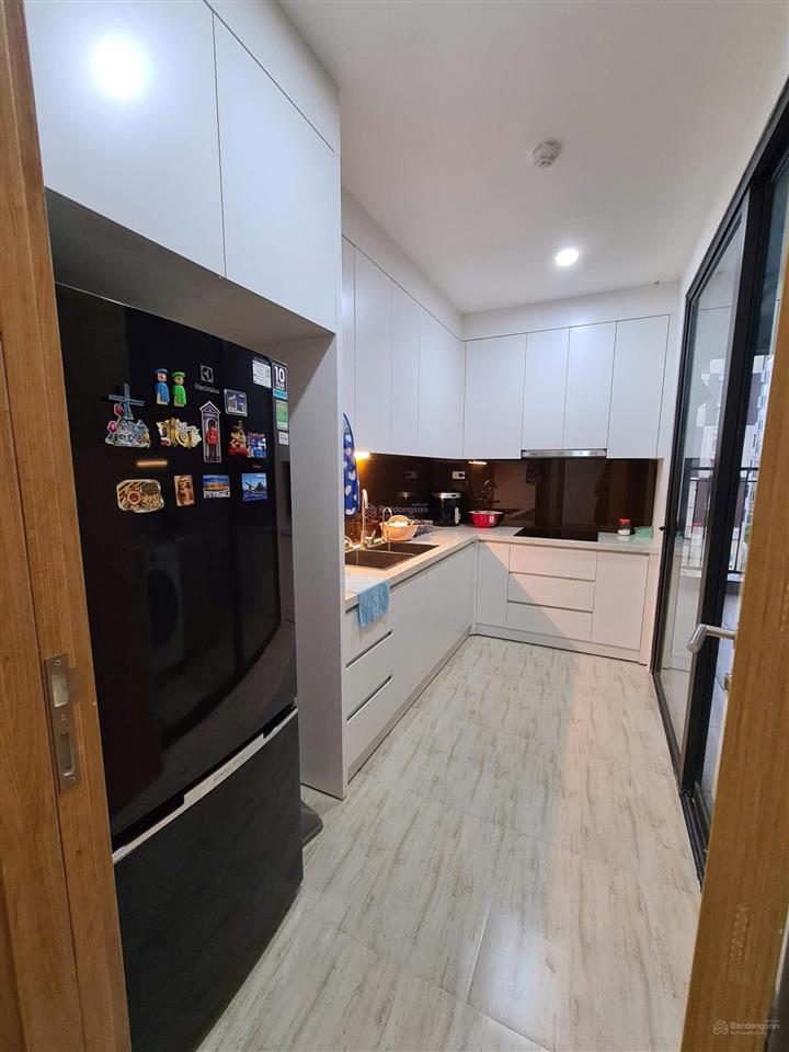 Bán căn hộ 3pn, 2wc tại chung cư c18 xuân la, giá 8,5 tỷ, 87m2 view đẹp, full đồ, có thương lượng