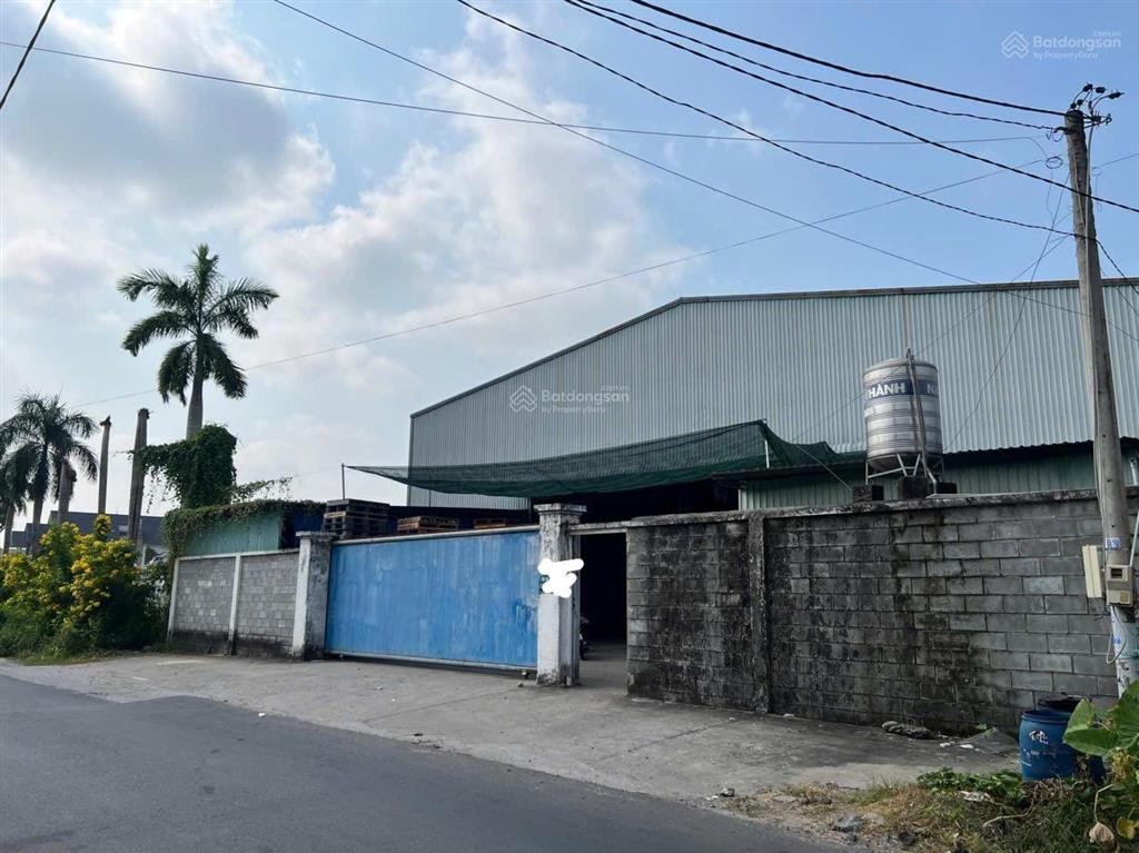 Nhà xưởng cho thuê 850m2 mặt tiền 25*35 cao ráo thông thoáng