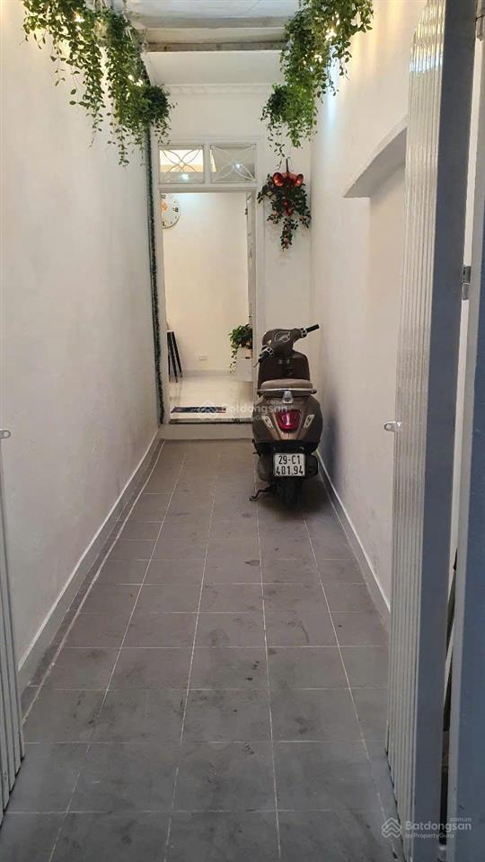 Nhà chính chủ sổ đổ sau quy hoạch ra gần mặt đường, đang cho thuê với dòng tiền 14 triệu/ tháng