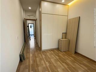 Bán nhà mặt tiền đ.cô giang , phường cầu kiệu, tp.hcm.