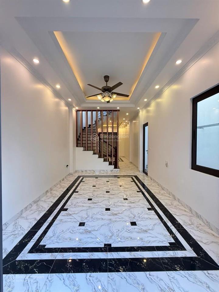 Bán nhà 4 tầng thạch bàn, long biên, hà nội