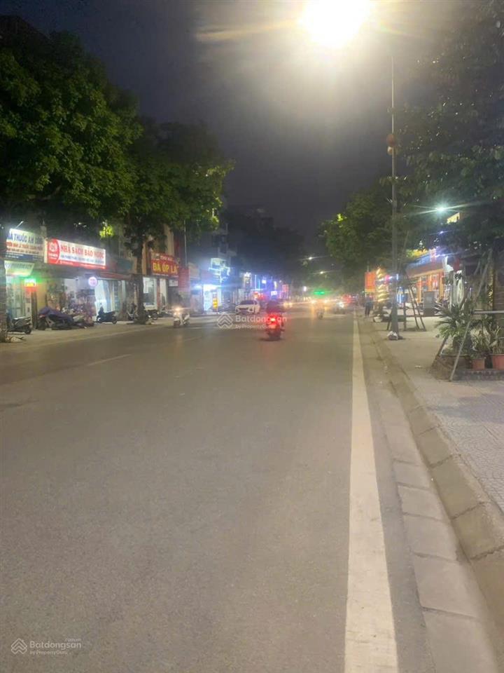 Bán nhà 4 tầng thạch bàn, long biên, hà nội