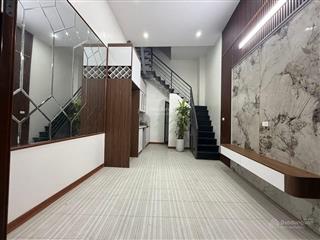 Bán nhà phố bạch mai  hai bà trưng 27m  5t  mt3.6m  5.9 tỷ . trung tâm quận , nhà mới , ở ngay