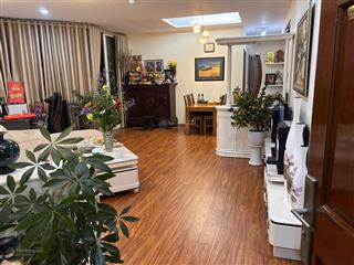 Chính chủ gửi bán căn hộ 3 ngủ full đồ duy nhất tại dự án 173 xuân thủy,  xem nhà 0989 893 ***