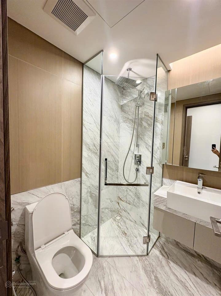 Cho thuê ch 2 ngủ 2 vệ sinh giá 12,5tr tại lumiere đồ cơ bản, sẵn mật khẩu xem 24/7,  0989 893 ***