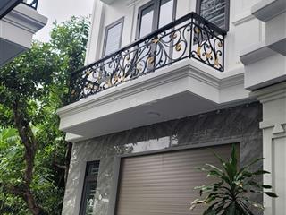 Cho thuê nhà riêng tại bạch mai, 12 triệu, 55 m2, 3pn, 3wc, giá tốt