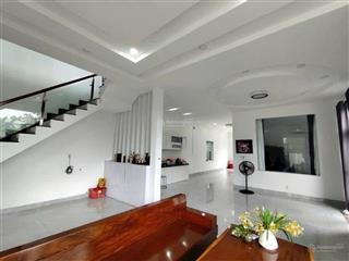 Nhà mặt tiền đường bình chuẩn 61 ô tô 17m ngang 8,9m 177m2 thổ cư