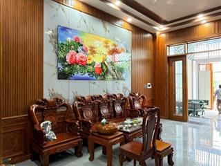 *bán gấp nhà đẹp kdc minh tuấn  bình đáng  3 tầng có hầm xe hơi*