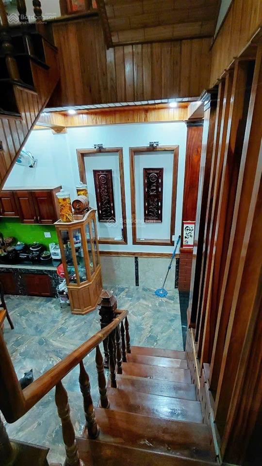 Gấp gấp vip chính chủ, có khách là chốt bán nhà 3 tầng, gần ngã tư, mặt tiền nhựa kinh doanh 15 tỷ