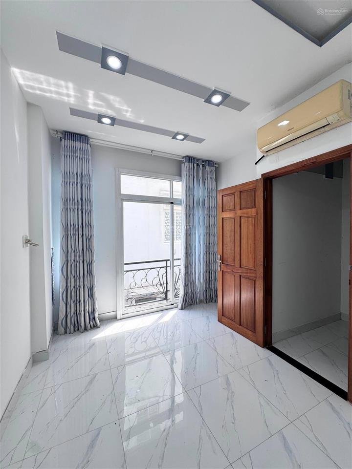 Bán nhà mới thích quảng đức, p.5, phú nhuận lô góc chỉ 4,95 tỷ