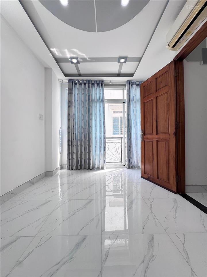 Bán nhà mới thích quảng đức, p.5, phú nhuận lô góc chỉ 4,95 tỷ