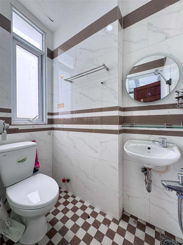 Bán nhà mới thích quảng đức, p.5, phú nhuận lô góc chỉ 4,95 tỷ