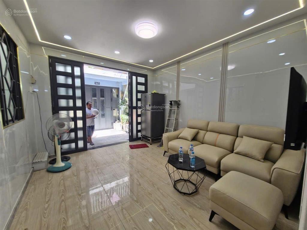 Hiếm bán ngô đức kế  gần 36m2 3pn  chỉ 4.95 tỷ
