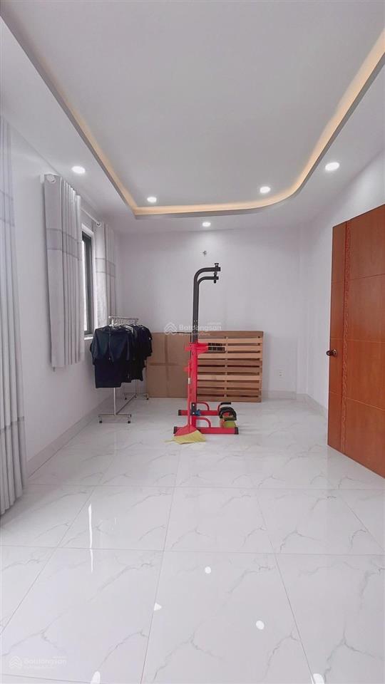 Hiếm bán nhà đường nguyễn thượng hiền, bình thạnh, 4 tầng  giá 6,2 tỷ