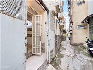 Bán nhà tại nguyễn đình chính, 5,2 tỷ, 29m2, 4 tầng, 2pn, 3wc