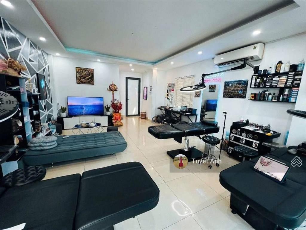 28 tỷ mặt phố nguyễn văn tuyết, đống đa. lô góc 2 thoáng. 40 m. 6 tầng thang máy. mt 5m.