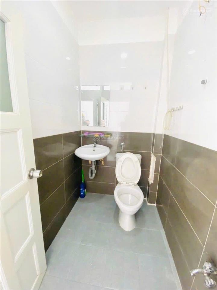 Hẻm ô tô thông, kinh doanh, 45m2, 3 tầng, 4pn, hoàng hoa thám p5 phú nhuận, dòng tiền 22tr/th, 9.2t