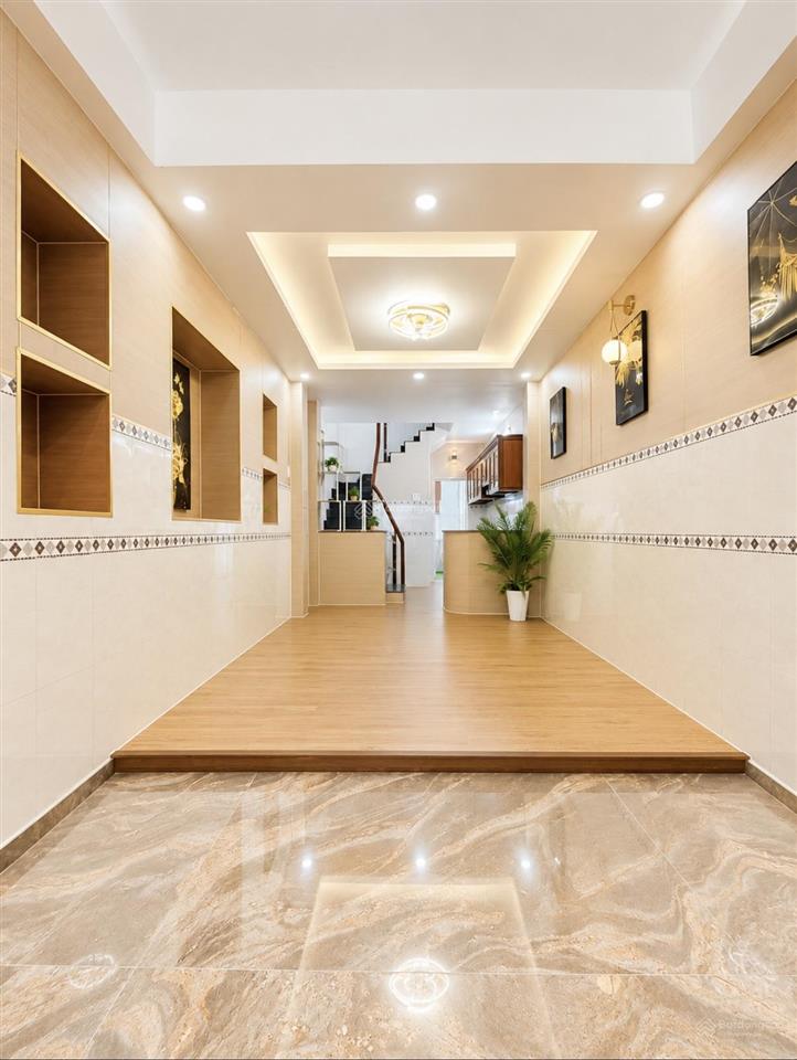 Siêu phẩm 35m2, 5 tầng, 4pn khép kín, phan xích long,hẻm thông,full nội thất, chỉ 6.6t