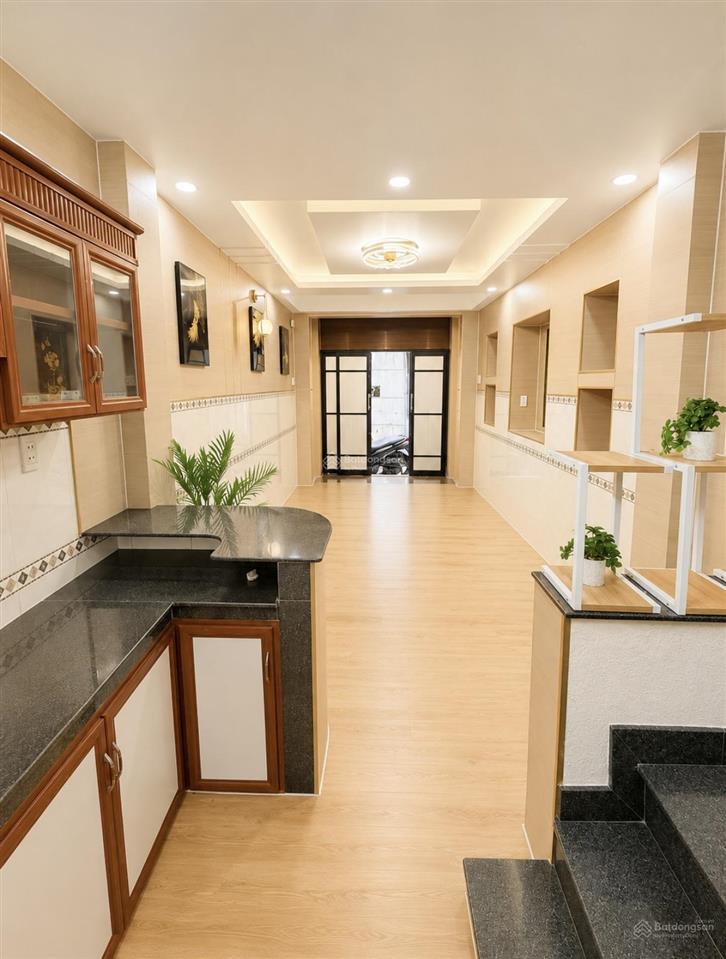 Siêu phẩm 35m2, 5 tầng, 4pn khép kín, phan xích long,hẻm thông,full nội thất, chỉ 6.6t