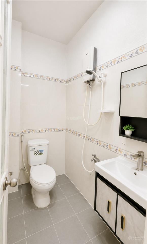 Siêu phẩm 35m2, 5 tầng, 4pn khép kín, phan xích long,hẻm thông,full nội thất, chỉ 6.6t