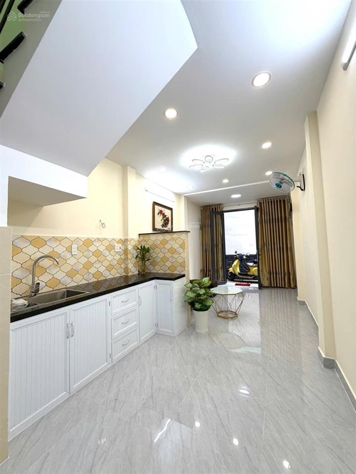 Nhà mới phan đăng lưu bình thạnh  33m2  2 tầng 3pn (có pn trệt)  hxh  ngay khu pxl  gia 5.9 tỷ