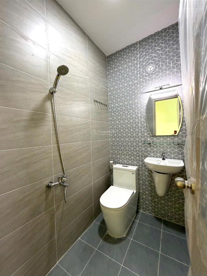 Nhà mới phan đăng lưu bình thạnh  33m2  2 tầng 3pn (có pn trệt)  hxh  ngay khu pxl  gia 5.9 tỷ