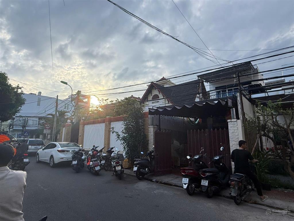 Bán nhà mặt tiền đường lam sơn 2 tầng  phước hòa cũ, nha trang giá tốt