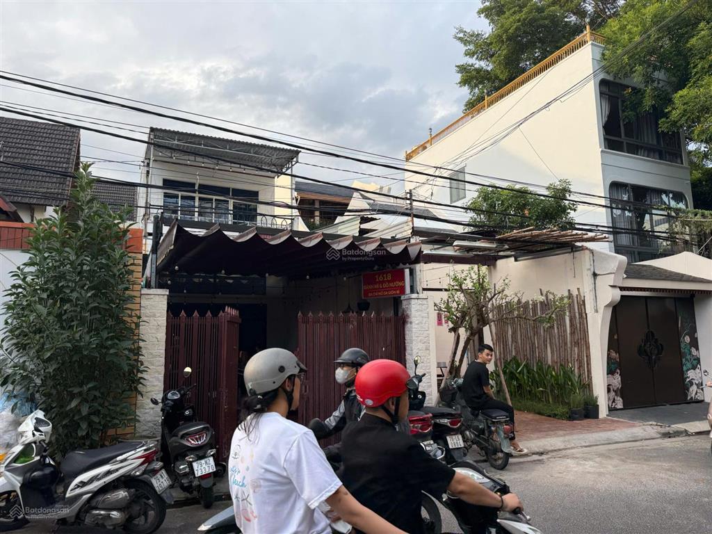 Bán nhà mặt tiền đường lam sơn 2 tầng  phước hòa cũ, nha trang giá tốt