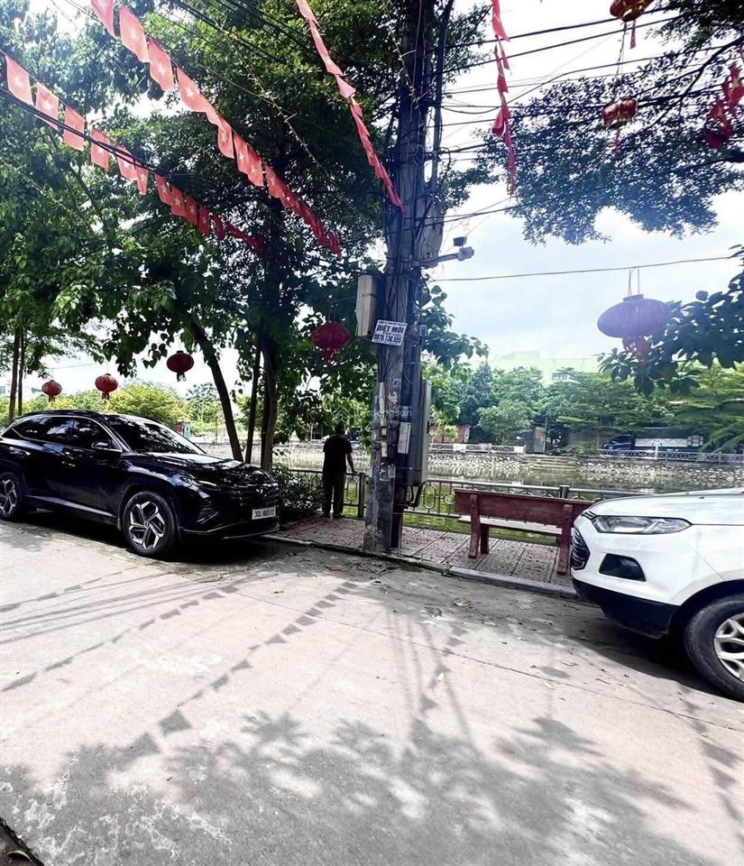 Bán gấp biệt thự dương nội, sân vườn, gara ô tô, gần hồ thoáng mát, phù hợp văn phòng, công ty