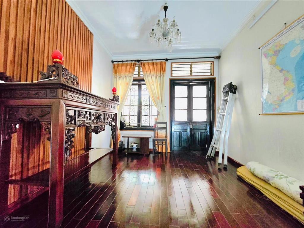 Bán nhà sát ngã tư trương định tân mai, 5 tầng full nội thất. vài bước ra phố, cho thuê 16tr/tháng.