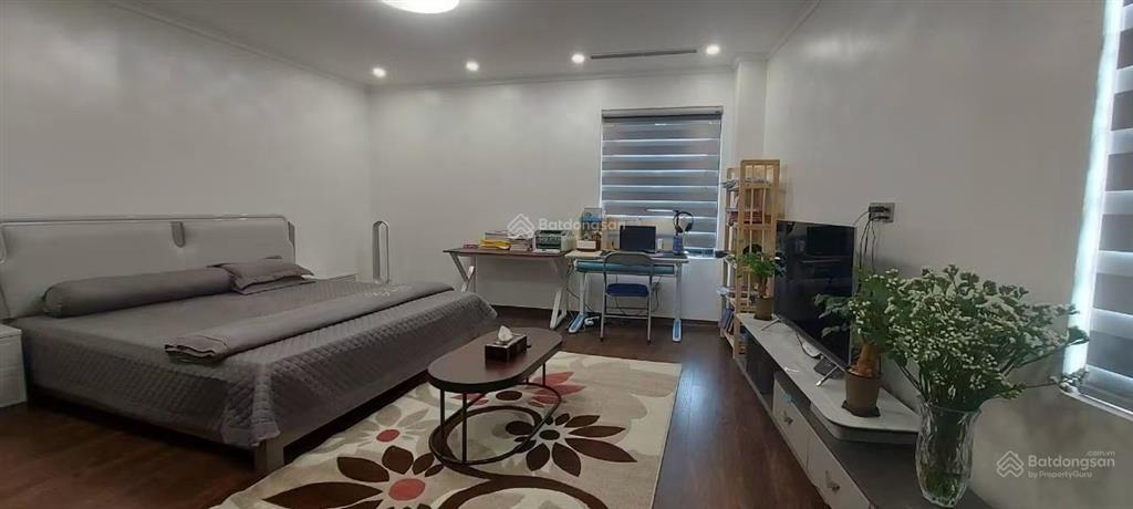 Bán biệt thự văn phú, 200m2x4 tầng, thang máy, vài bước ra công viên, hồ, kinh doanh, văn phòng.