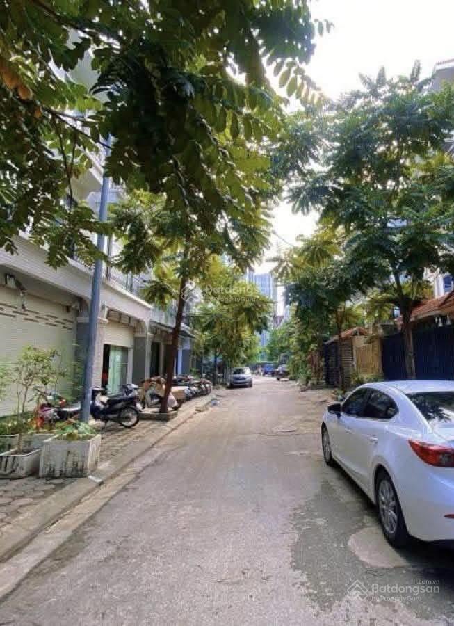Bán liền kề 8 tầng thang máy trung văn, 28 phòng khép kín full nội thất vỉa hè ô tô đỗ 140tr/tháng.