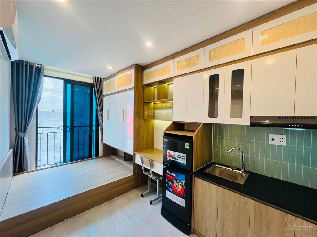 Bán liền kề 8 tầng thang máy trung văn, 28 phòng khép kín full nội thất vỉa hè ô tô đỗ 140tr/tháng.
