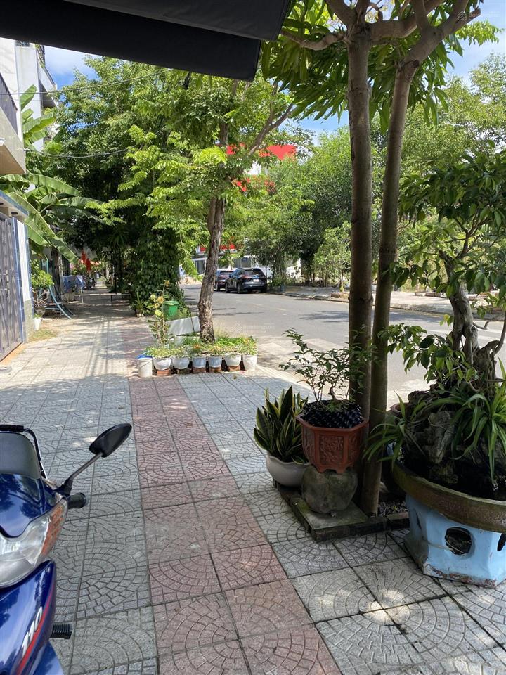 Bán nhà view công viên đường 7m5 mạc đăng dung  hoà xuân  đà nẵng