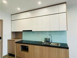 Chính chủ cho thuê căn hộ 2 phòng ngủ 63m2 full nội thất cơ bản giá 13 tr/th tại vinhomes greenbay